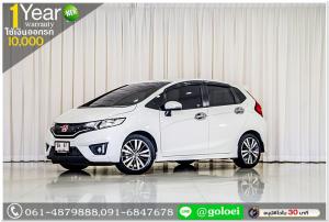 HONDA JAZZ 1.5 SVT 2015 ใช้เงินออกรถ 1 หมื่นบาท