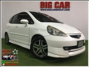 2004 honda jazz 1.5e ดาวน์เริ่มต้น 5 - 10 เปอร์เซ็น
