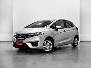 HONDA JAZZ 1.5V เกียร์AT สีบรอนซ์ ปี2015 รถหรู รถสวย ราคาพิเศษ