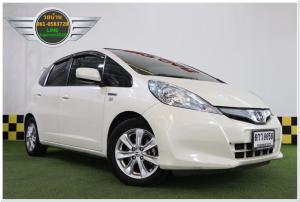 HONDA JAZZ 1.3 HYBRID  ปี 2013 ดาวน์ 5-10 เปอร์เซ็น
