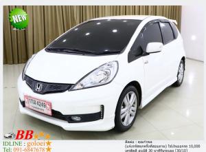 HONDA NEW JAZZ 1.5 SV AS 2012 ใช้เงินออกรถ 10,000 บาท