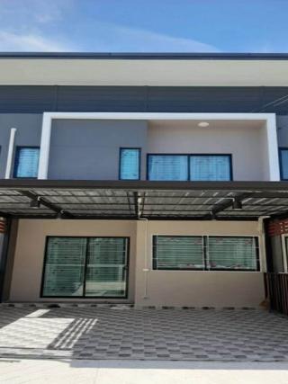 ให้เช่าทาวน์โฮม 2 ชั้น 3 ห้องนอน เดอะคัลเลอร์ บางนา-วงแหวน 3 บางนา-ตราด กม.10 ใกล้เมกะบางนา