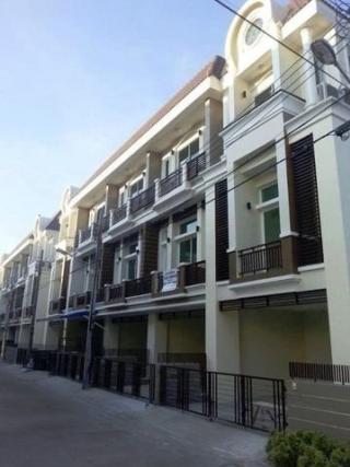 รหัสC7197 ให้เช่าทาวน์โฮม 3ชั้น โครงการพรีเมี่ยมเพลส ลาดพร้าว 101 โพธิ์แก้ว นวมินทร์