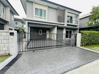 ให้เช่าบ้านเดี่ยว 2 ชั้น 61 ตรว. 4 ห้องนอน หมู่บ้าน Centro บางนา-วงแหวน ถนนเฉลิมพระเกียรติร. 9 ซอย 30 ย่านบางนา ราม2 ใกล้เมกะบางนา