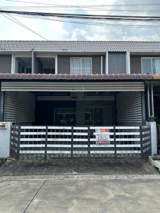 บ้านทำเลดอนเมือง งบไม่ถึง 2 ล้าน! ด้วยสถาปัตยกรรมแบบ Modern Tropical หน้ากว้างกว่า 