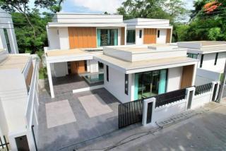 ขายบ้านพลูวิล่า 2 ชั้น โซนพัทยา สร้างใหม่ ใกล้ชายหาดจอมเทียน FP-H02182