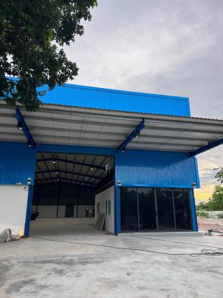โกดังสร้างใหม่ให้เช่า ทำเลดี คลองหลวง ปทุมธานี ใกล้ตลาดไท
