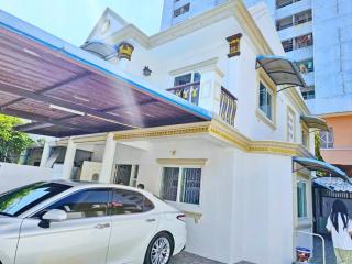 200ตร.ม1 บ้านเดี่ยว 2น้ำ MRT   4นอนบางกะปิ 50ตร.ว. เดอะมอลล์ บางกะปิ แฮปปี้แลนด์สาย 480ม. ทำเลคลองจั่น. เ