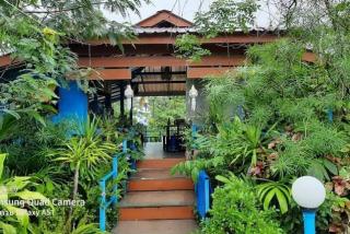 ขายที่ดินพร้อมสิ่งปลูกสร้าง (ร้านอาหาร) เนื้อที่ 1 ไร่ 2 งาน 85 ตรว.  ต.สันโป่ง อ.แม่ริม จ.เชียงใหม่