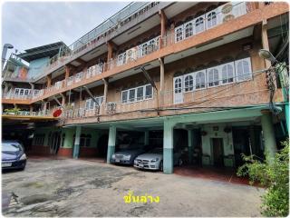 ที่ดิน บรรทัดทอง  209 ตร.ว. แถมตึก 3 ชั้น ลิฟท์ 2 ตัว จอดรถได้ 10 คัน ทำเลทอง