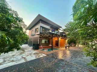 ให้เช่า 70,000 บาท/เดือน #โซนหางดง ตรงข้าม #กาดฝรั่ง Pool Villa สไตล์ #Tropical Modern Loft เงียบสงบ เป็นส่วนตัว #น้ำไม่ท่วม
