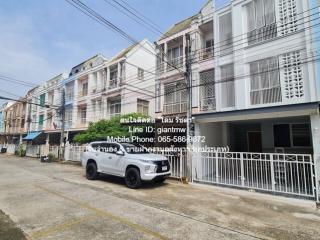 townhome ขายทาวน์โฮม 3 ชั้น (รีโนเวทแล้ว) ม.ทรัพย์หมื่นแสน ซ.นวลจันทร์ 36  3500000 THAI BAHT ไม่ไกลจาก สถานีรถไฟฟ้าสีชมพู รามอินทรา กม.6, โรงเรียนนวมินทร์ราชูทิศ และตลาดนัดเลียบทางด่วน พร้อมให้คุณได้จับจอง กรุงเทพ