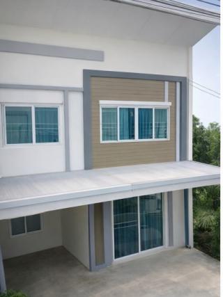 ทาวน์โฮม 2 ชั้นรังสิต-คลองสอง 3 นอน ฟิวเจอร์พาร์ค รังสิต 2.8กม. 18 ตร.ว. ใกล้ตลาดพระรูปคลอง 2 950 ม. บงกช42-46