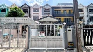 ทาวน์เฮ้าส์ 3 ชั้น รีโนเวทพร้อมอยู่ ซอยเรวดี 12 MRT สถานีกระทรวงสาธารณสุข