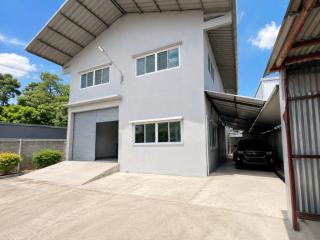 โรงงาน  506 ตร.ม.  ให้เช่า 2 ชั้น 4 นอน 2 น้ำ  114 ตร.ว.สุขสวัสดิ์28-32ใกล้รพ.บางปะกอก1 850 ม.