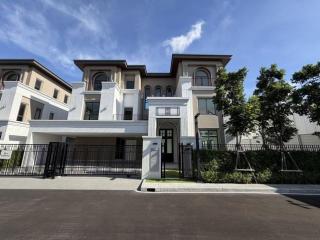 ขายบ้านเดี่ยว 3 ชั้น 748 ตร.ม. Cinq Royal The Eighteen บางนา กม.7 ใกล้เมกะบางนา