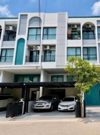 ขายทาวน์โฮม3.5ชั้น 20 ตร.ว.โครงการเมซอง168 ลาดพร้าว101 ใกล้ Central Eastville บ้านใหม่มาก