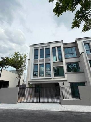 รหัสC7206 ให้เช่าบ้านใหม่ 3ชั้น โครงการบ้านกลางเมือง คลาสเซ่ รัชโยธิน