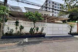 ให้เช่าบ้านเดี่ยว 2 ชั้น 77.3 ตร.ว. หมู่บ้านอยู่เจริญ 542 ซอยประชาราษฎร์บำเพ็ญ 24