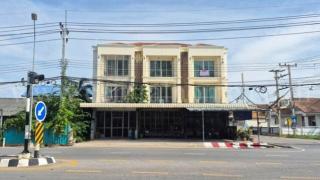 อาคารพาณิชย์ 3 ชั้น หมู่บ้าน ณัฏฐรียา เขาบันไดอิฐ เพชรบุรี ทำเลดีมาก