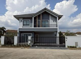 ขายเพียง 5.19 ล้าน 53 ตรว. #ซีนเนอรี่ฮิลล์ #น้ำแพร่ #หางดง บ้านใหม่ 2 ชั้น วิวเขา ทำเลหายาก! #ติดถนนคันคลอง สงบ เป็นส่วนตัว เข้าเมืองง่ายมาก