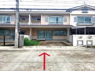 คุ้มกว่าใคร! บ้านถูก! ในหมู่บ้านหรูแพง!! ขาย ทาวน์โฮม หมู่บ้าน Villaggio บางนา(เอแบค) บ้าน Land & Houses