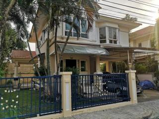 ให้เช่าบ้านเดี่ยว 2 ชั้น 60 ตร.ว. หมู่บ้าน เพอร์เฟค พาร์ค ซอยเคหะร่มเกล้า 64