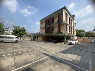 ให้เช่าอาคารสำนักงาน 3 ชั้น 728 ตร.ม. ซอยประชาอุทิศ 15 ตกแต่งพร้อมใช้งาน
