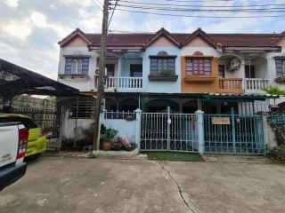 ขายทาวน์เฮ้าส์  ซอยหนองกลางแตง 4  ถนนหนองกลางแตง ราชบุรี 