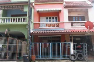 ขายทาวน์โฮม หมู่บ้านชมฟ้า ถนนรังสิต-นครนายก ธัญบุรี ปทุมธานี