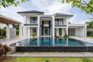 Super Luxury Pool Villa ระดับคฤหาสน์ โซนสารภี เชียงใหม่    ตำบลไชยสถาน สารภี,เชียงใหม่