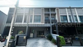 ขายด่วน ทาวน์โฮม บ้านสไตล์ Luxury เวิร์ฟ ติวานนท์ - รังสิต ต้นโครงการ ราคาถูก