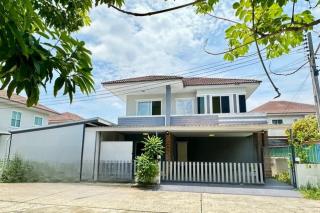 รอรีโนเวทใหม่ บ้านเดี่ยว2ชั้น หน้าบ้านติดสวน พื้นที่ใช้สอยกว้างมาก ใกล้อมตะเฟส6,7,8,9,10