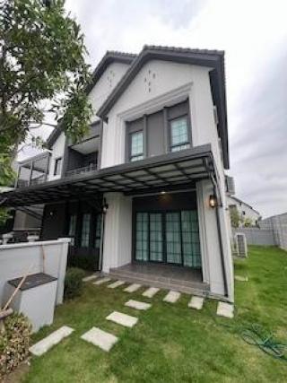 HR 9973 ให้เช่าบ้านเดี่ยว 4 ห้องนอน  Centro บางนา ใกล้ Mega Bangna 