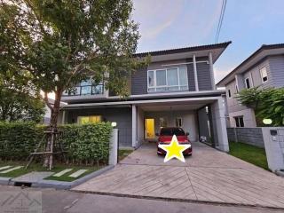 HS 1931 ขายบ้านเดี่ยว 2 ชั้น (หลังมุม) หมู่บ้าน Centro บางนา วงแหวน ขนาด 61.5 ตรว. 4 ห้องนอน ใกล้เมกะบางนา