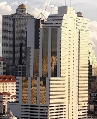 00075 ให้เช่า สำนักงาน จูเวลลอรี่เซ็นเตอร์ กรุงเทพ 26000 บาทต่อเดือน
