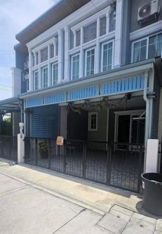 ให้เช่าทาวน์เฮ้าส์ 2 ชั้น หมู่บ้าน Golden Neo Sukumvit Lasalle ซ.สุขุมวิท 113