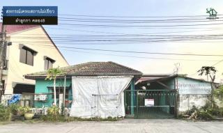 LM26-0042 ขายบ้านปลูกเอง สหกรณ์เคหะสถานไผ่เขียว ลำลูกกาคลอง8 เนื้อที่ 50 ตรว 2นอน 2น้ำ อยู่ต้นซอย ใกล้ถนนเส้นหลัก