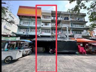 ขาย #อาคารพาณิชย์ 4 ชั้นครึ่ง 1 คูหา ทำเลทอง ซ. เอกมัย 30 ใจกลางเมือง #ใกล้BTSเอกมัย เหมาะทำโฮมออฟฟิศ