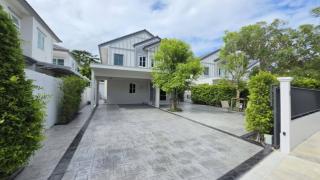 BH4240 ให้เช่าบ้านเดี่ยว Villaggio 3 ศรีนครินทร์ บางนา บ้านใหม่ไม่เคยเข้าอยู่ 3 ห้องนอน เฟอร์นิเจอร์ครบ ใกล้ Mega Bangna