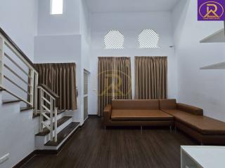 ให้เช่าหมู่บ้านวิลล่า มารอค (Villa Maroc) สไตล์โมร็อคโค ถ.มิตรสัมพันธ์-บางแสน และสี่แยกถนนข้าวหลาม ต.บ้านปึก อ.เมืองชลบุรี จ.ชลบุรี 