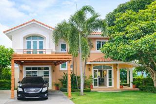  คฤหาสน์หรู 2 ชั้น 3-4นอน 3น้ำ 3แอร์ ใกล้ MRTสุวินทวงศ์-มีนบุรี Windsor Park & Golf Club รร.นานาชาติ Bromsgrove3กม.  102 ตร.วา 302 ตร.ม.