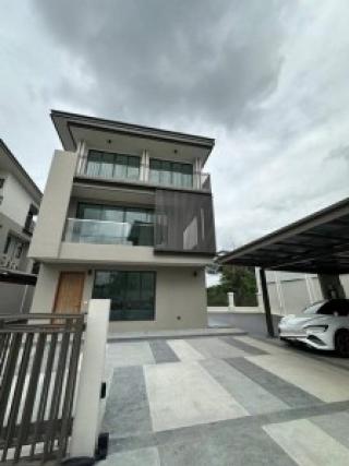HS 1964 ขายบ้านเดี่ยว 3 ชั้น หมู่บ้าน AQ Arbor เอคิว อาร์เบอร์ สวนหลวง ร.9 พัฒนาการ  ถนนเฉลิมพระเกียรติ ร. 9 ซอย 48