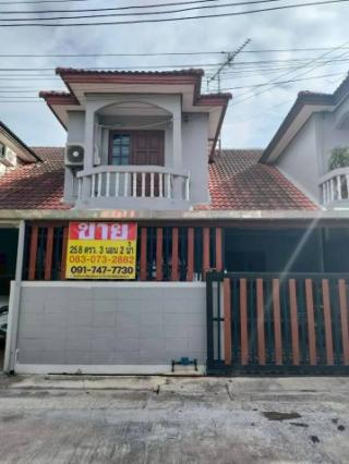 ขายทาวน์เฮ้าส์ 2 ชั้น 25.8 ตร.วา.  รีโนเวทใหม่ทั้งหลัง หมู่บ้านเพชรอารมณ์   ดอนไก่ดี-กระทุ่มแบน