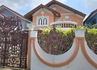 ให้เช่า บ้านเดี่ยว2ชั้น 51ตรว.4ห้องนอน อยู่ถ.เลียบคลองทวีวัฒนา21 เยื้องมหาลัยกรุงเทพธนบุรี