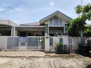ขายบ้านเดี่ยว  หมู่บ้านวิลล่าธารา ถนนท่าโรงช้าง สุราษฎร์ธานี