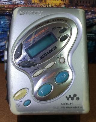 ซาวน์เบาท์ Sony WM-FX481 มือสอง