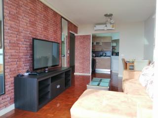 คอนโดมิเนียม วิคตอเรีย เลควิว Victoria Lakeview 58 ตรม 2000000 บาท   ทำเล-ดี