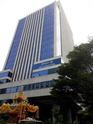 00145 ให้เช่า สำนักงาน เพลินจิตทาวเวอร์ ใกล้กับ - 90000 บาทต่อเดือน