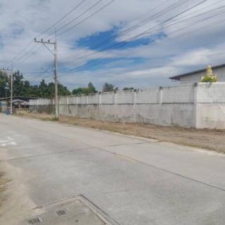 ขาย โรงงาน + โกดัง ใกล้แหลมฉบัง | รถเทรลเลอร์เข้าได้ | ขอ รง.4 ได้